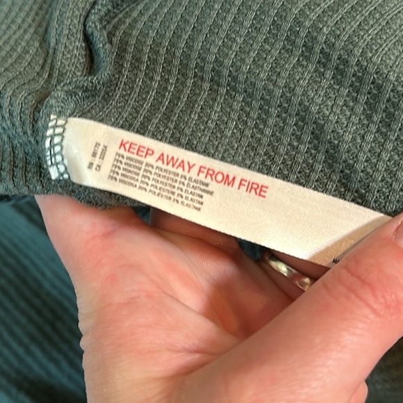 Anthropologie Green Cross Front Waffle Knit Long Sleeve - Picture 4 of 6